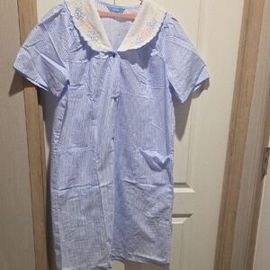 Light Blue Women's Cotton Nightgown with Embroidered Collar